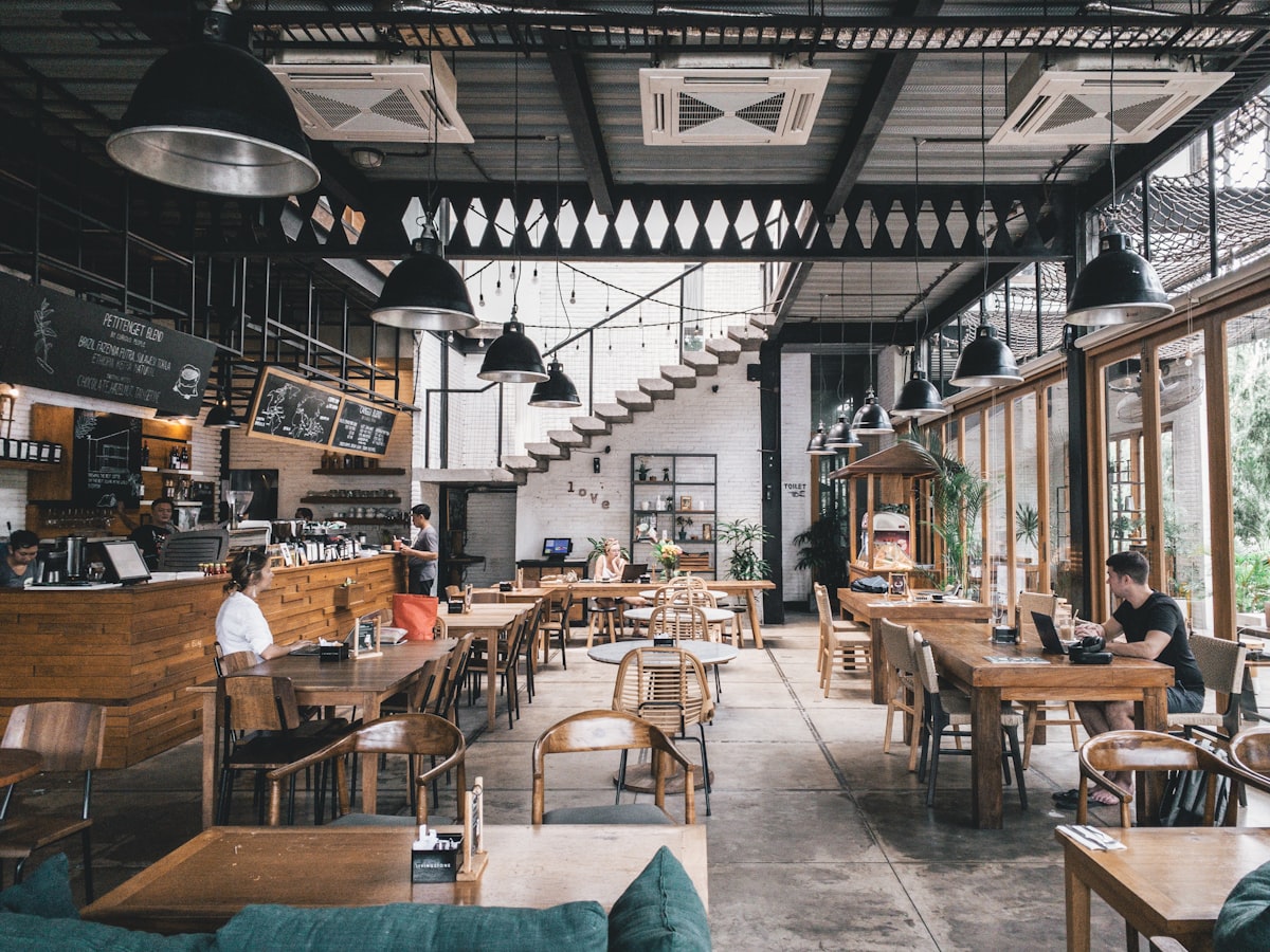 Cuối tuần thong thả ở Thảo Điền: Cà phê, chợ & dạo bờ sông
